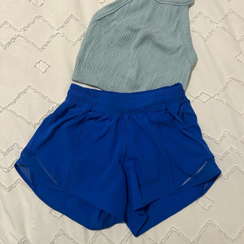 LULULEMON Hotty Hot High-Rise Lined Short 2.5"